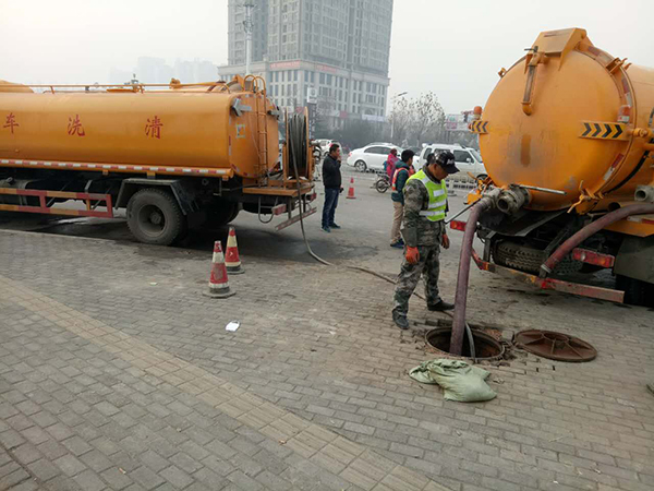 化粪池清理